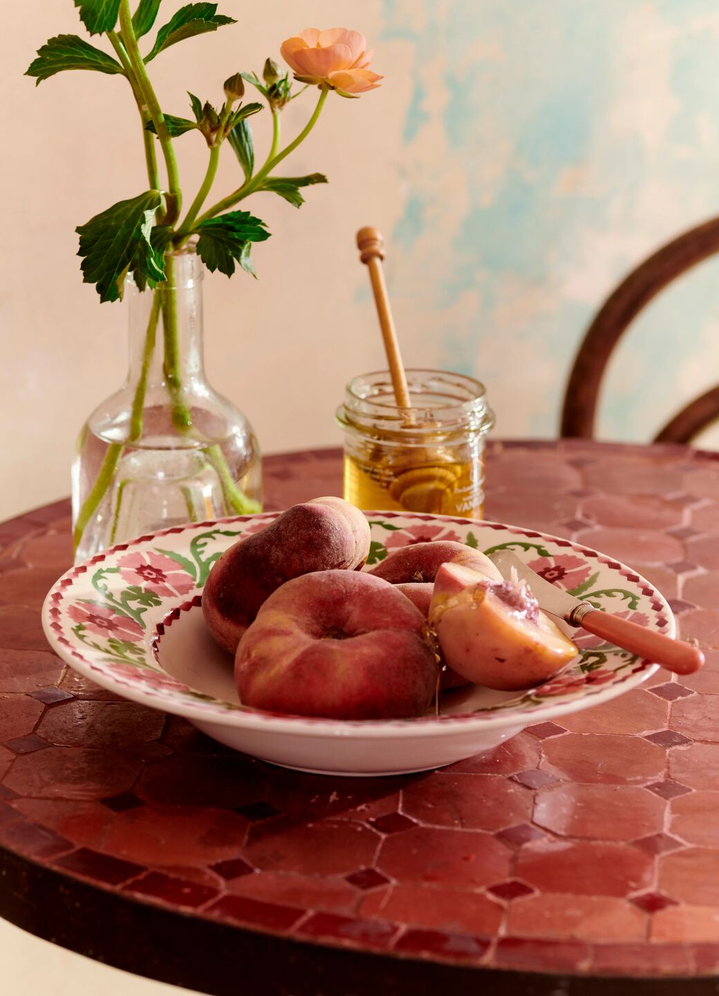 Assiette à soupe motif floral rose Ø 22 cm