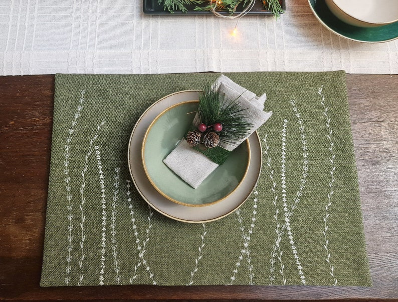 Set de table brodé aspect lin double épaisseur - Décoration champêtre