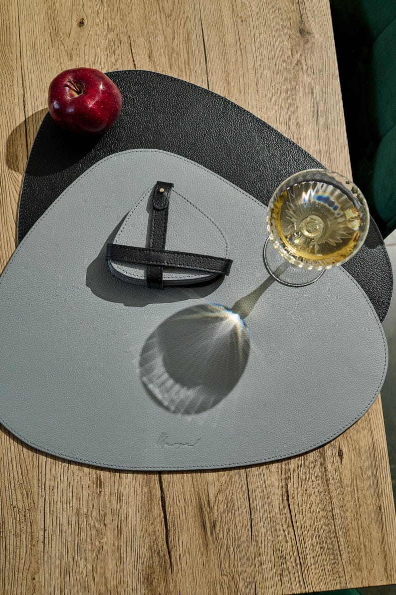 Ensemble de sets de table en cuir véritable lavables, résistants aux taches, pour salle à manger rustique