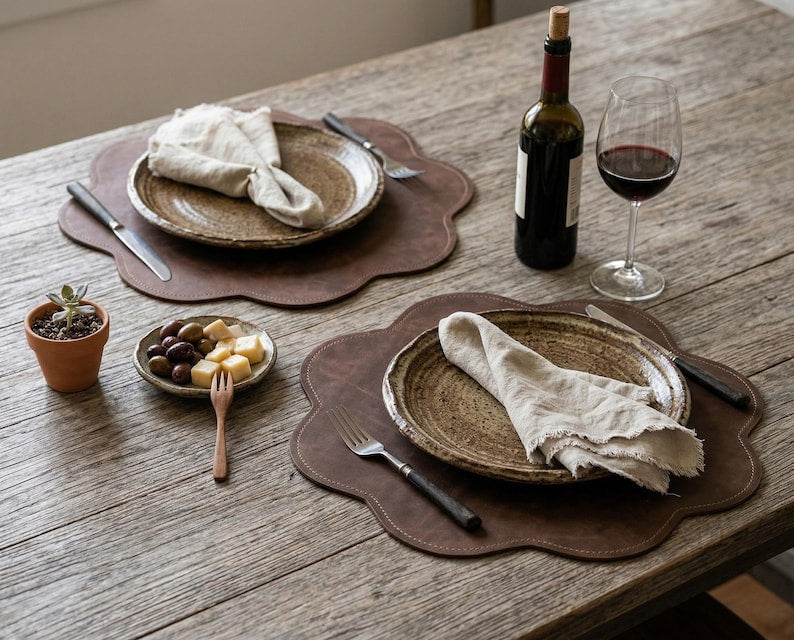 Set de table en similicuir résistant à la chaleur, imperméable, facile à nettoyer, 18 x 13 pouces
